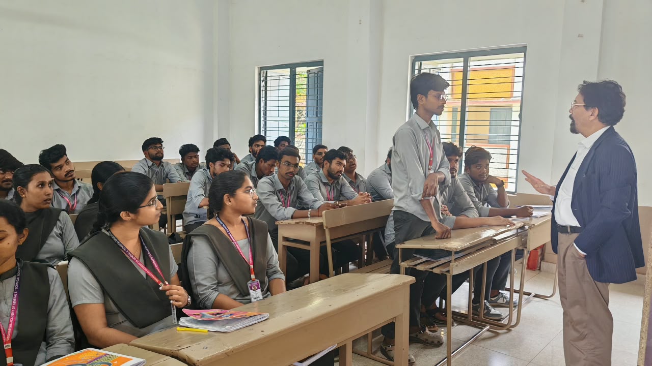 lecturer to MBA students on AI in Vijayawada